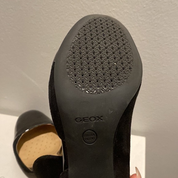 Geox Suede Chunky Heel - Picture 6 of 7